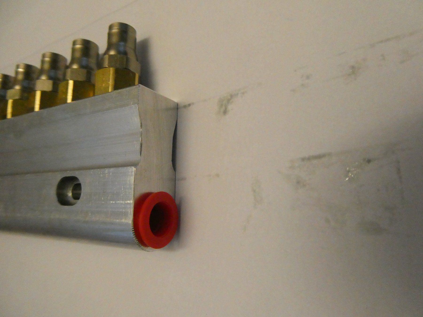 Altro per industria metallurgica: Schmierverteiler von BEKA – Nuovo (secondo la descrizione) da Fulenbach venduto da Hach0 3