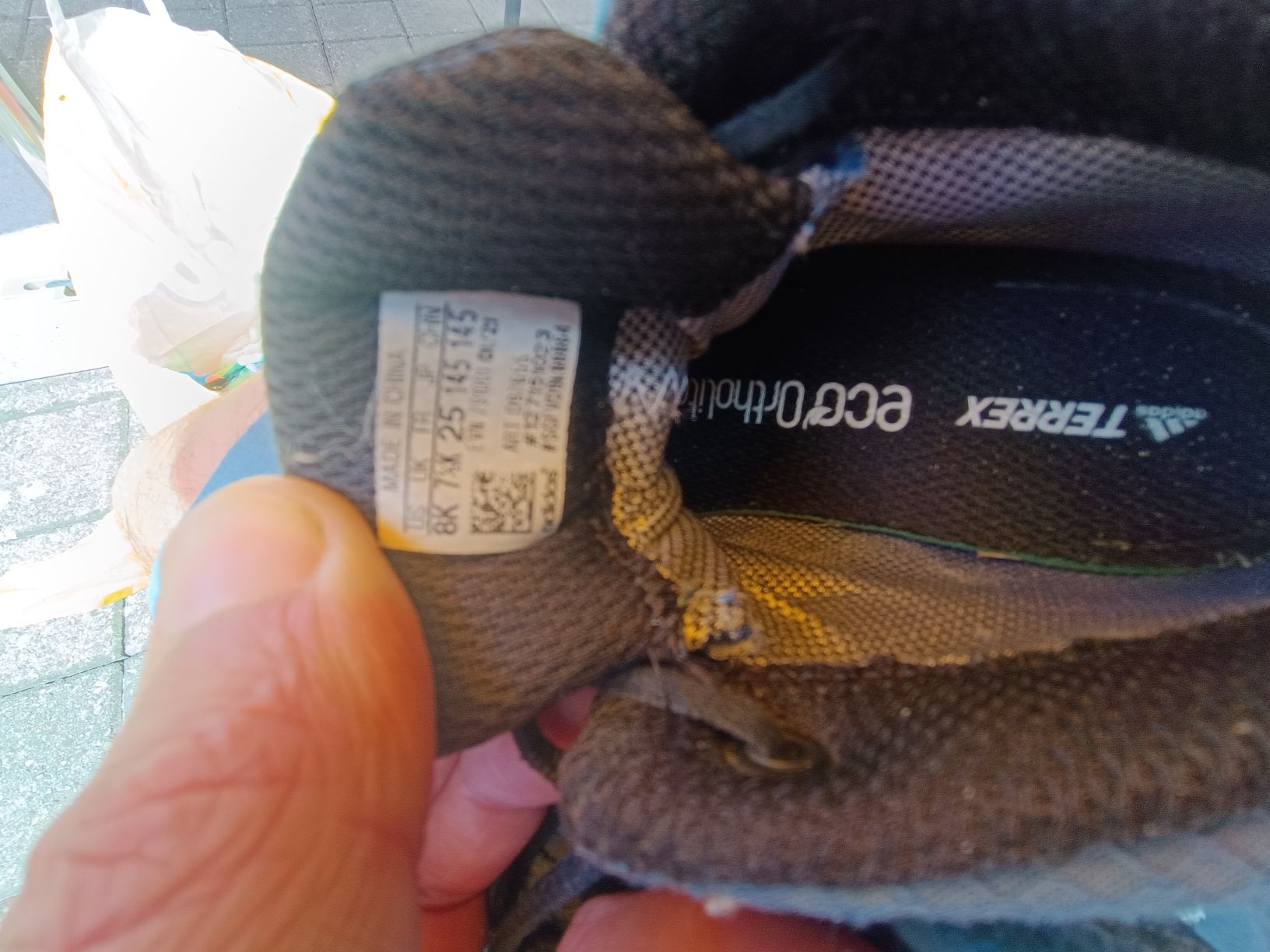 Adidas Chaussures garçon: Adidas Terrex Wanderschuhe, Gr. 25 – D'occasion à Berikon par mezzze 3