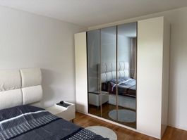 Floras Schlafzimmer-Set 3-teilig mit Spiegel gute Zustand