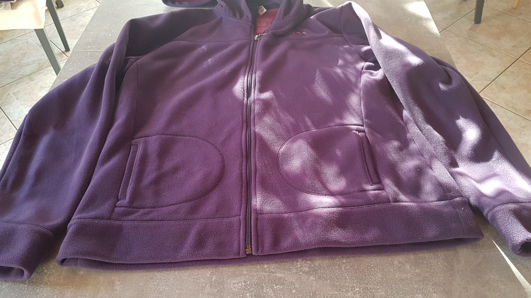 Decathlon Giacche: Veste avec capuchon taille XL marque Decathlon – Usato da Villiers venduto da san_jn5w 1