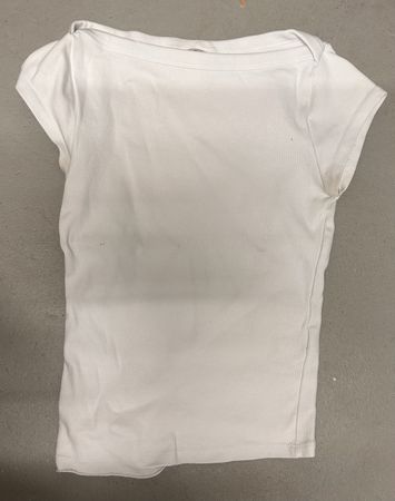 White T-Shirt Size M used condition