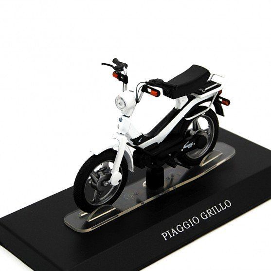Kit di modellismo & Modellini statici: Piaggio Grillo , 1:18 – Nuovo e nell'imballaggio originale da Goldach venduto da Feivel9 1