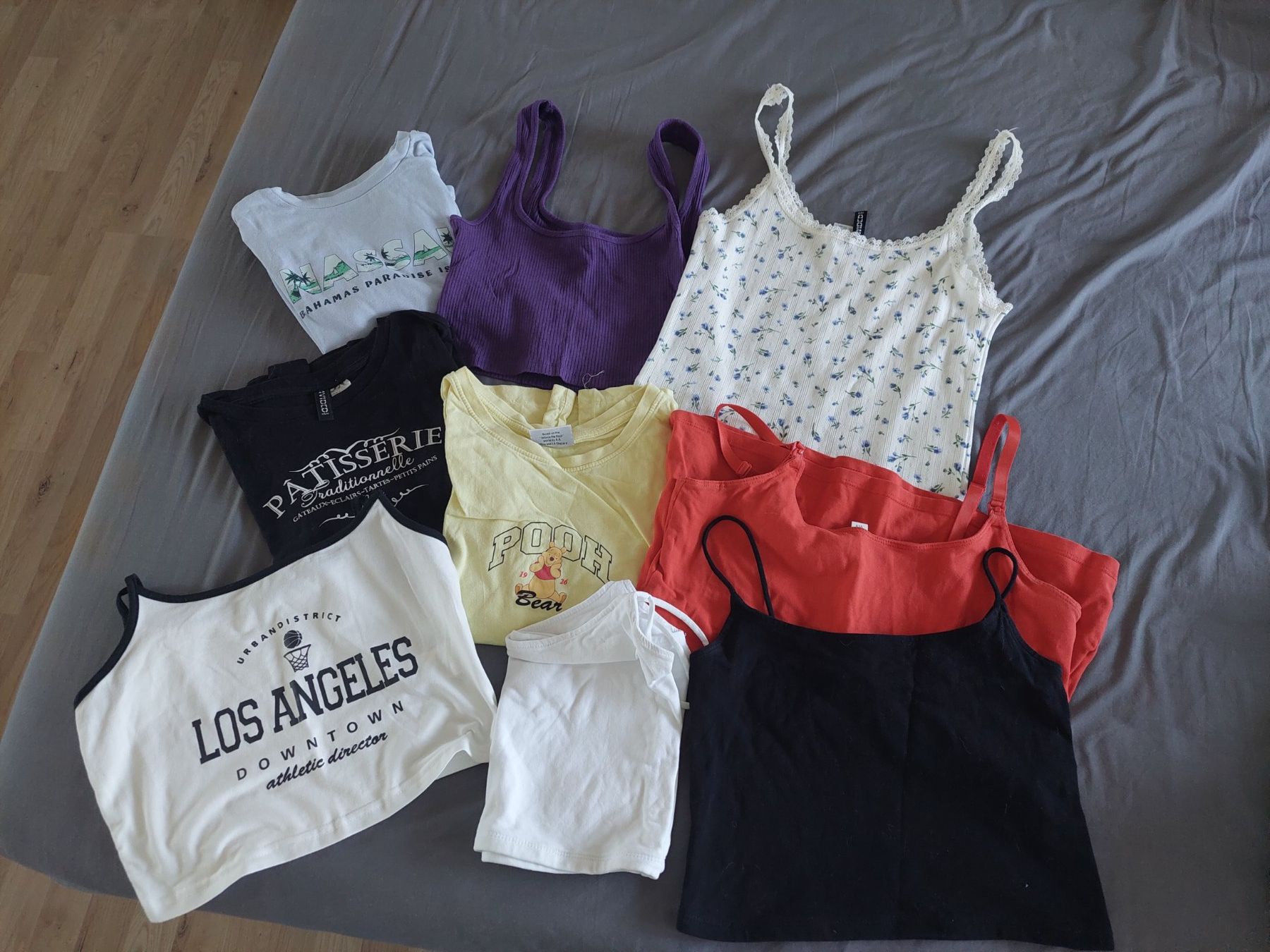 Lotti di vestiti: 24 TEILIGES MARKENKLEIDER PAKET GR. S – Usato da Münchenstein venduto da Strupfi 1