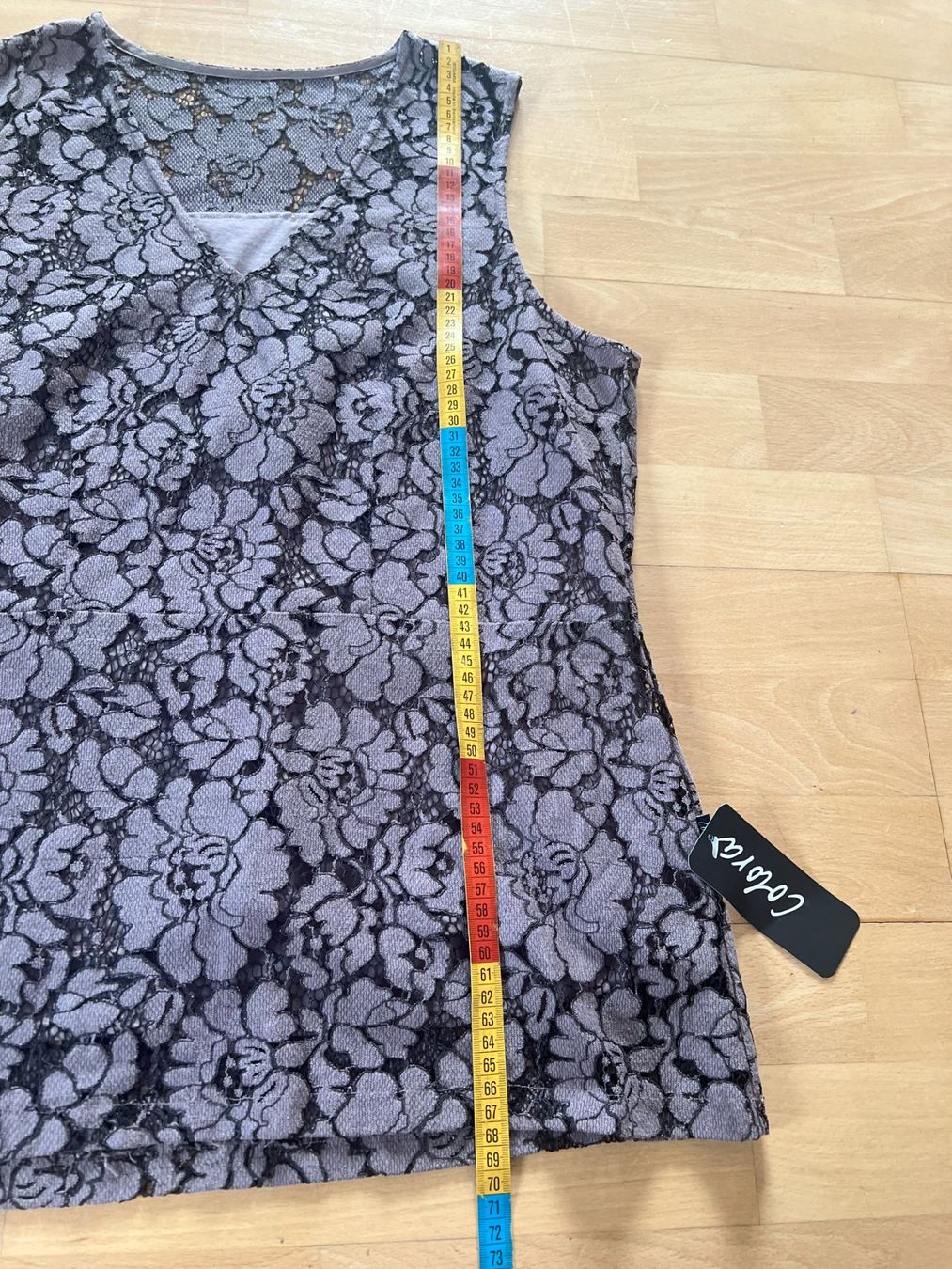 Colora Camicette: Colora Spitzen Bluse, Gr. L, Grau mit Lilastich, NEU – Nuovo e nell'imballaggio originale da Worb venduto da farben20zauber 3