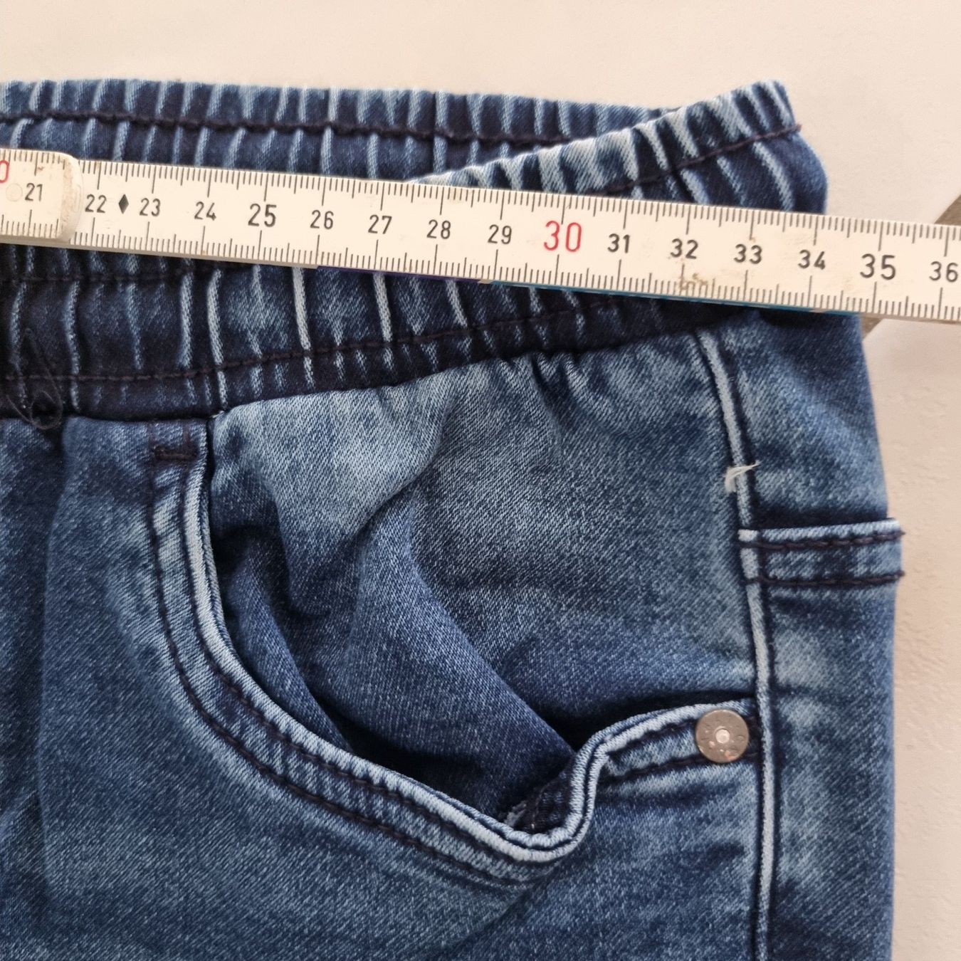 Pantaloni: Ungetragene tolle Jeans in der Gr. 152 – Usato da Arth venduto da Africa44 3