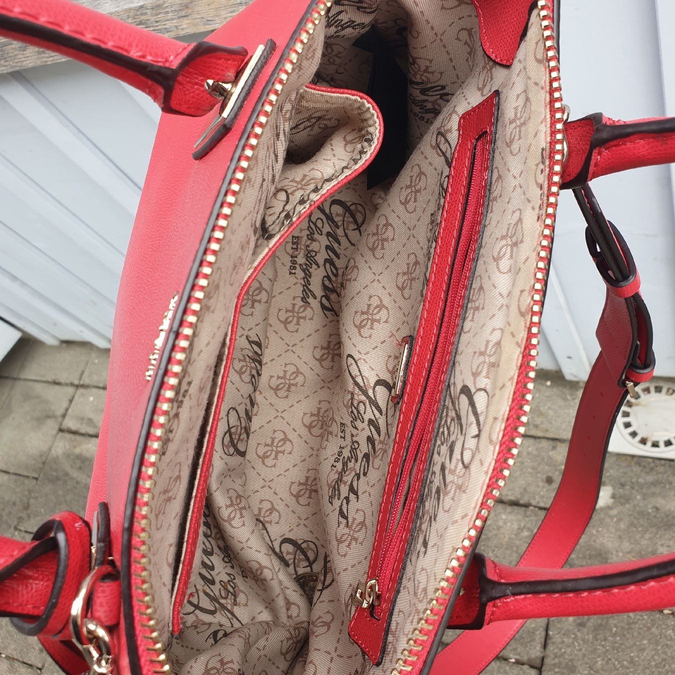 Guess Borse da donna: Wunderschöne Guess Damen Tasche – Usato da Zihlschlacht venduto da Sun25 4