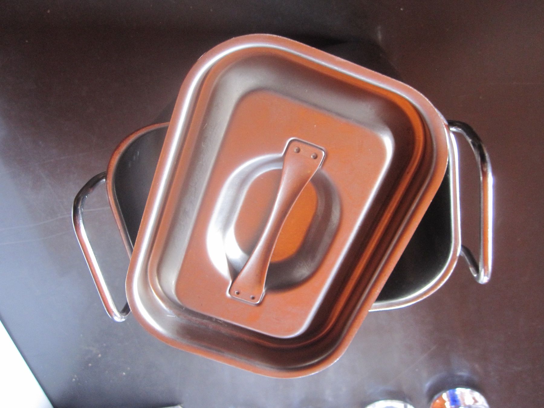 Cucine complete: Bac inox avec couvercle – Usato da Ravoire venduto da feylet 2