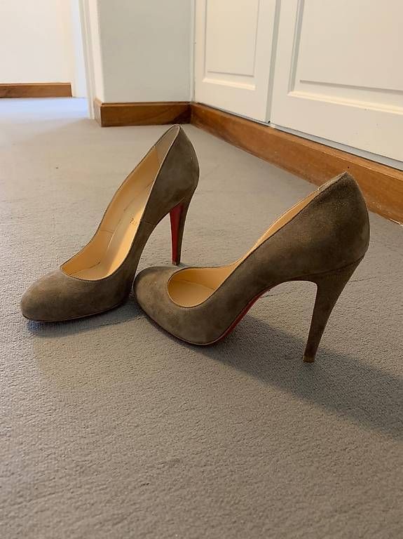 Scarpe da donna: Louboutin – Usato da Aarau venduto da MyriamKlingler 1