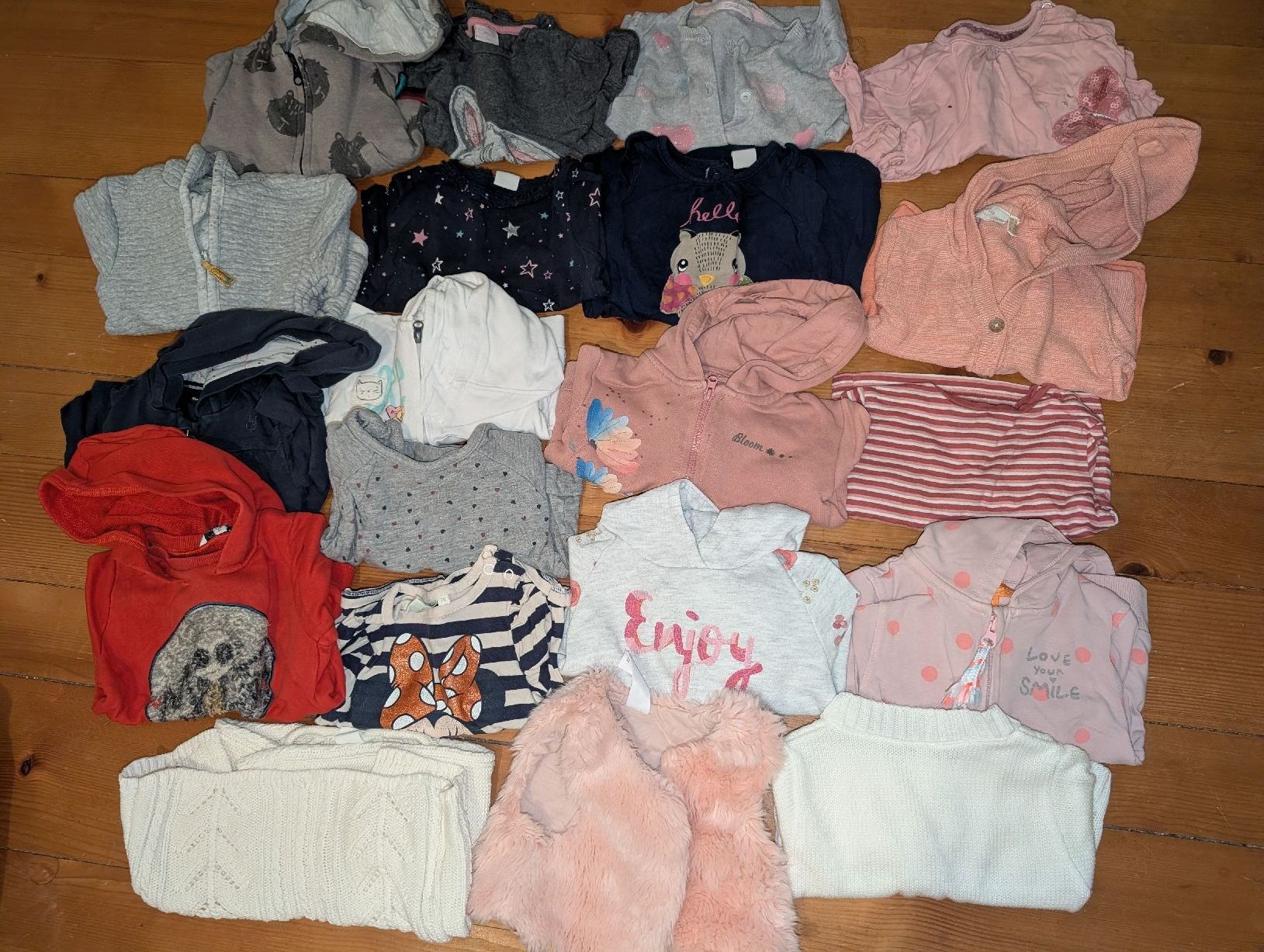 Ensembles coordonnés: XXL Kleiderpaket Mädchen 74 – D'occasion à Wallisellen par Hirshleifer 3