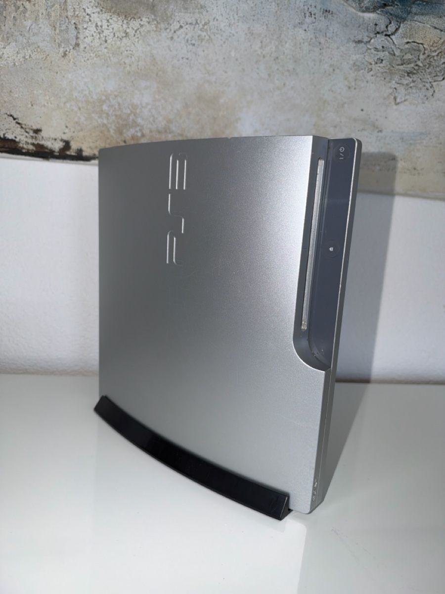 Sony Console: PS3 Slim Silber 300GB + 3 Controller + 6 Games – Usato da Kerzers venduto da -.-Jesus-.- 2