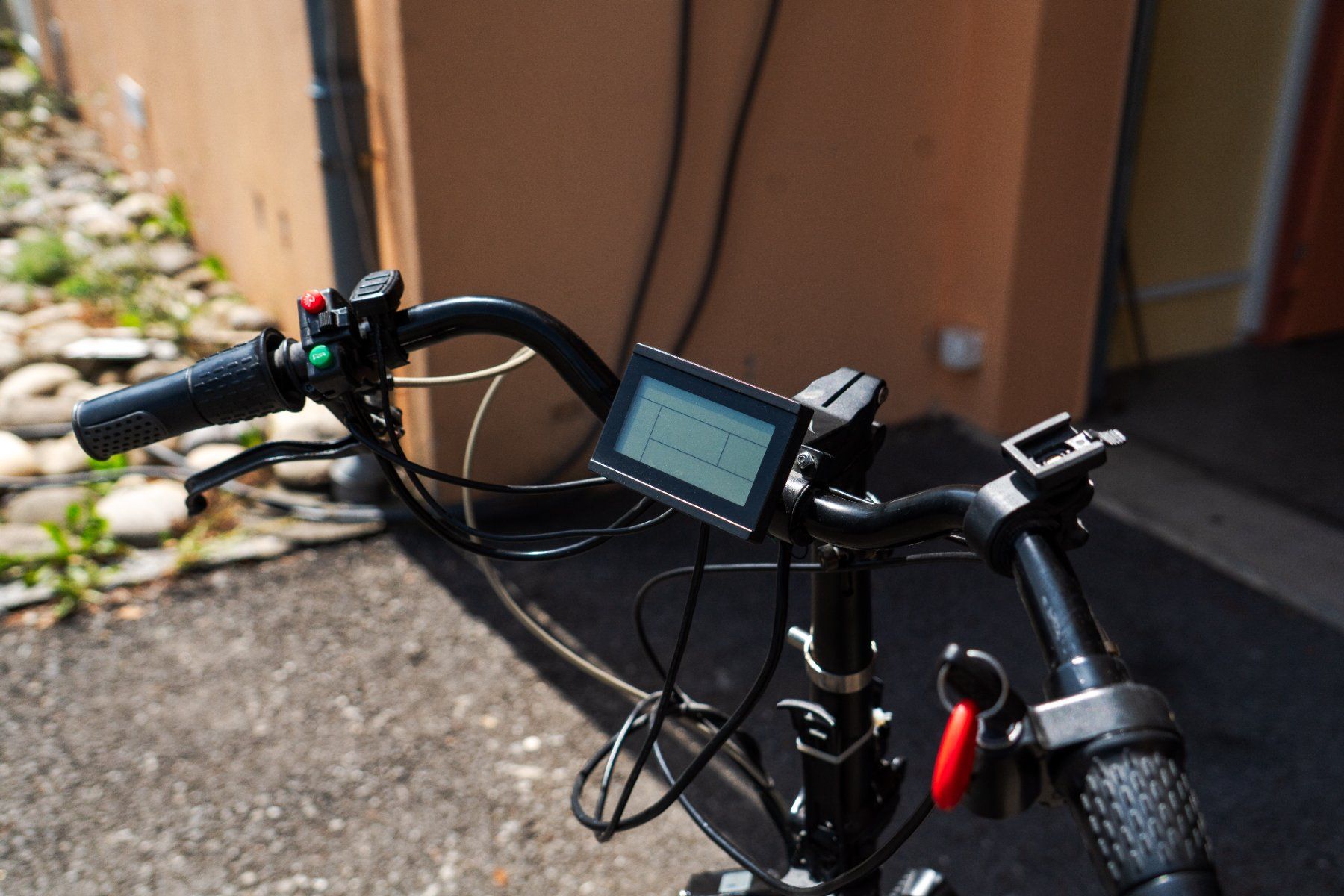 Elektromobile: E-Bikeboard Dreiradroller: Bequem durch den Sommer! – Gebraucht aus Unterseen von Panini56 1