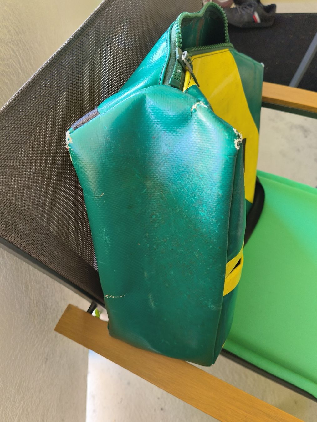 Freitag Zaini: Freitag, grosser Laptop Rucksack, ab 5.-- – Usato da Cham venduto da Sakota 8