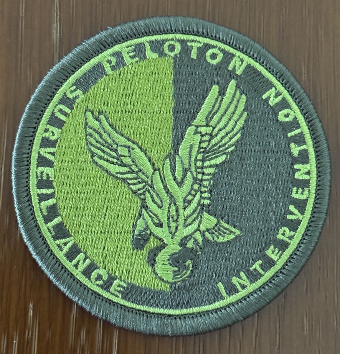 Plaquettes & Badges: Badge - PSIG – Neuf avec emballage d'origine à Genève par CollectorComp