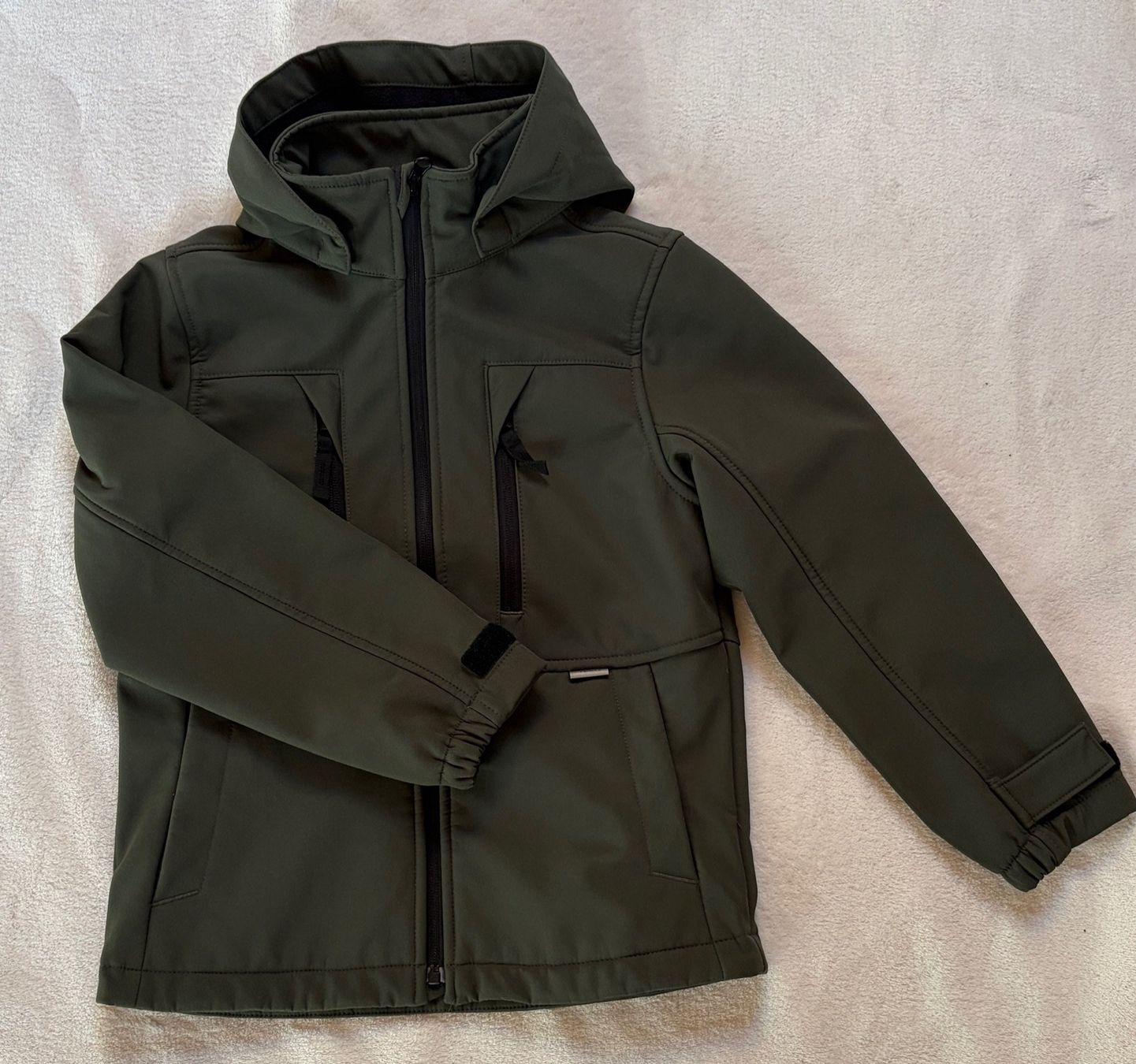 Name It Giacche: Softshelljacke Name It / Grösse 128 – Usato da Wislikofen venduto da Lioke