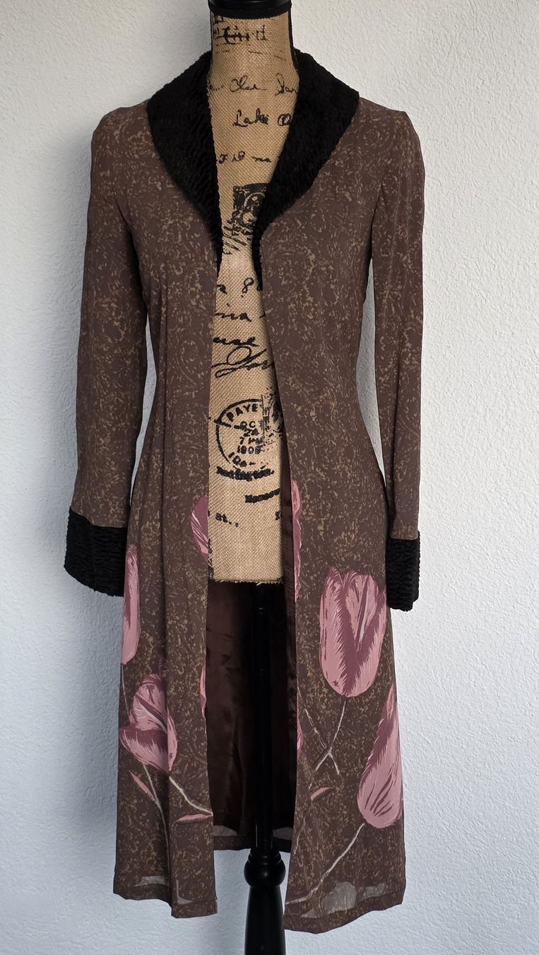 Giacche: Brauner Jacke von Clothes, Grösse S – Usato da Rheinsulz venduto da Gilea