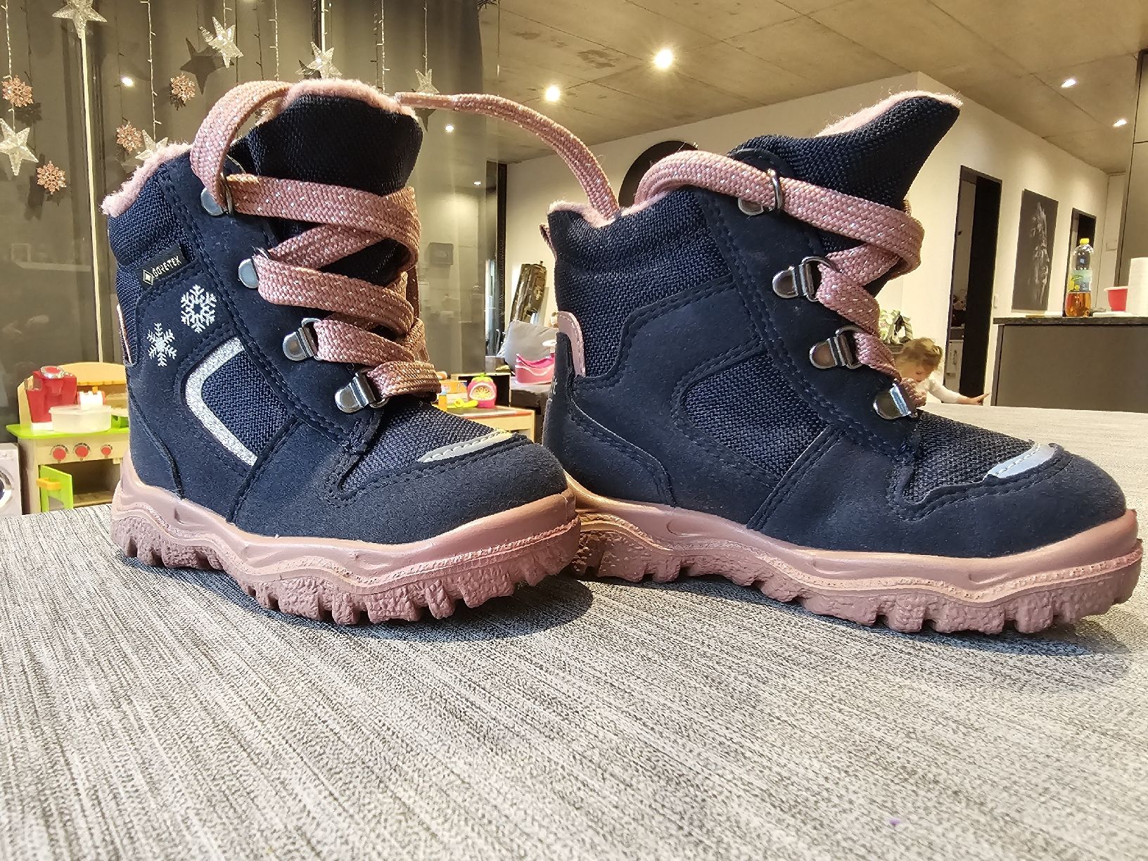 Superfit Schuhe für Mädchen: Schuhe Superfit Winterstiefel Gr 20 – Gebraucht aus Diepoldsau von Likily 1