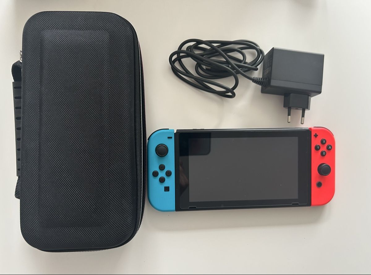 Nintendo Console: Nintendo Switch - Avec tous les accessoires! – Nuovo (secondo la descrizione) da Neuchâtel venduto da enr_87qy 1