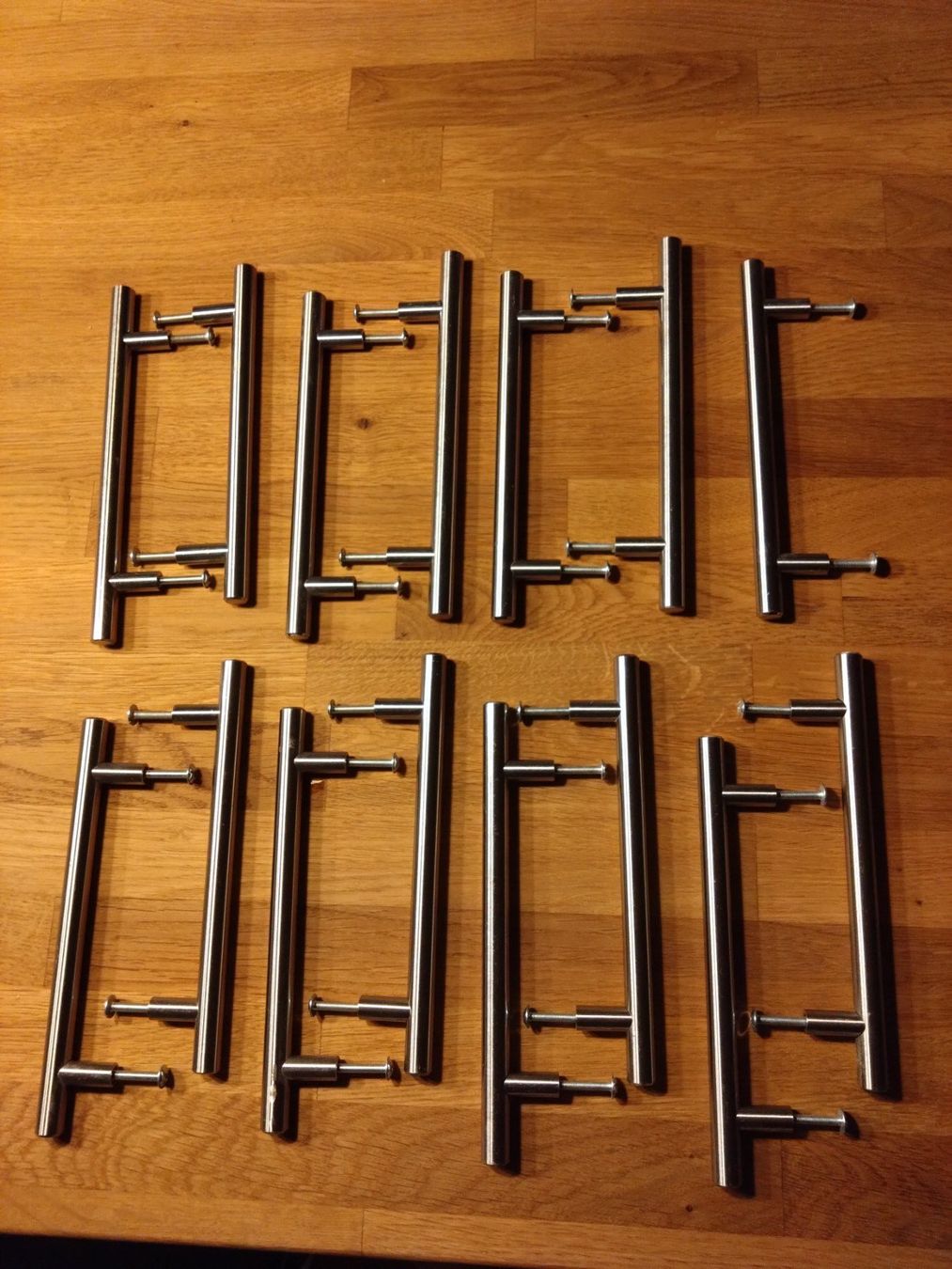 Ferramenta: Möbelgriffe 128mm  15 Stück – Usato da Lauerz venduto da STIDRIVER