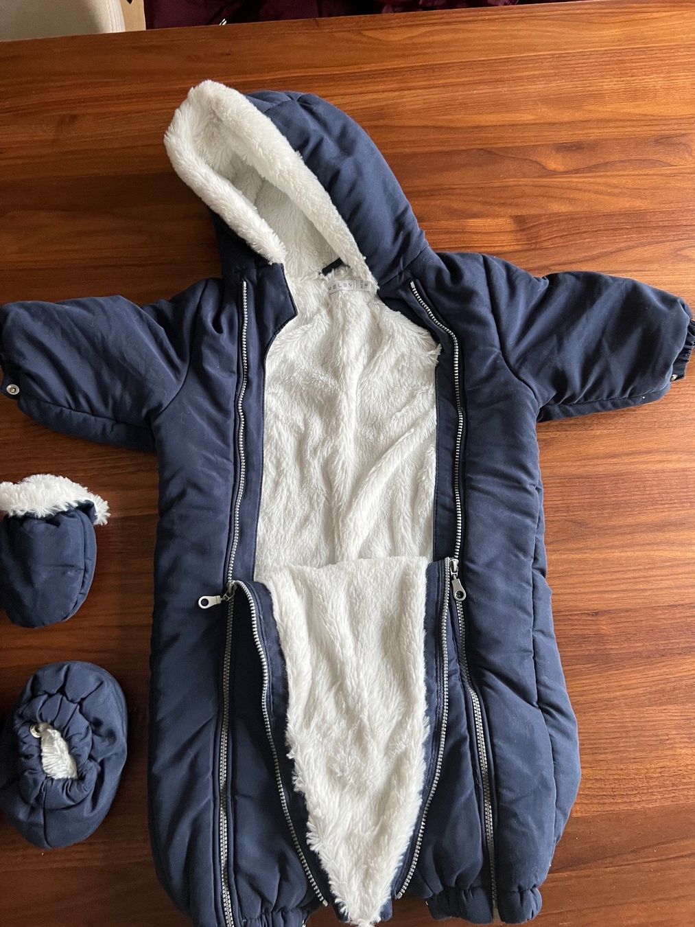 Completi: Baby Ski Anzug – Usato da Lufingen venduto da des_9gd8 1