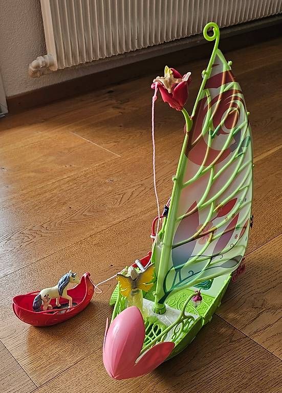 Jouets: Scheich Bayala Seras magisches Blütenboot – D'occasion à Zollikofen par coolola13 1