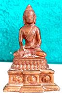 Buddha am Meditieren Metall