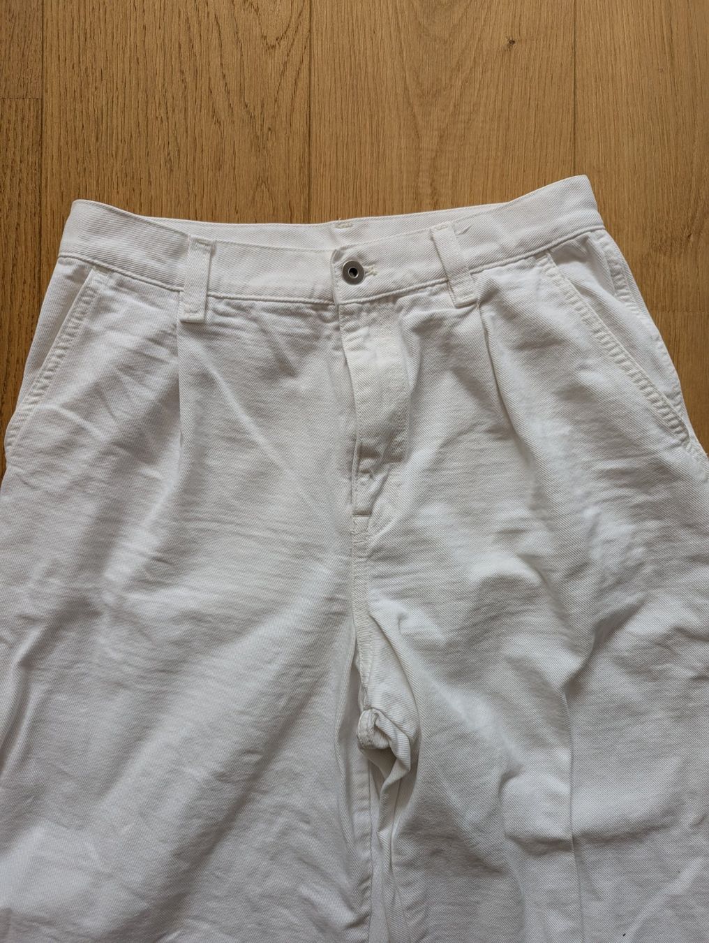 Massimo Dutti Jeans: Jean blanc Massimo Dutti T. 40 – Gebraucht aus Attalens von cam_mq9h 3