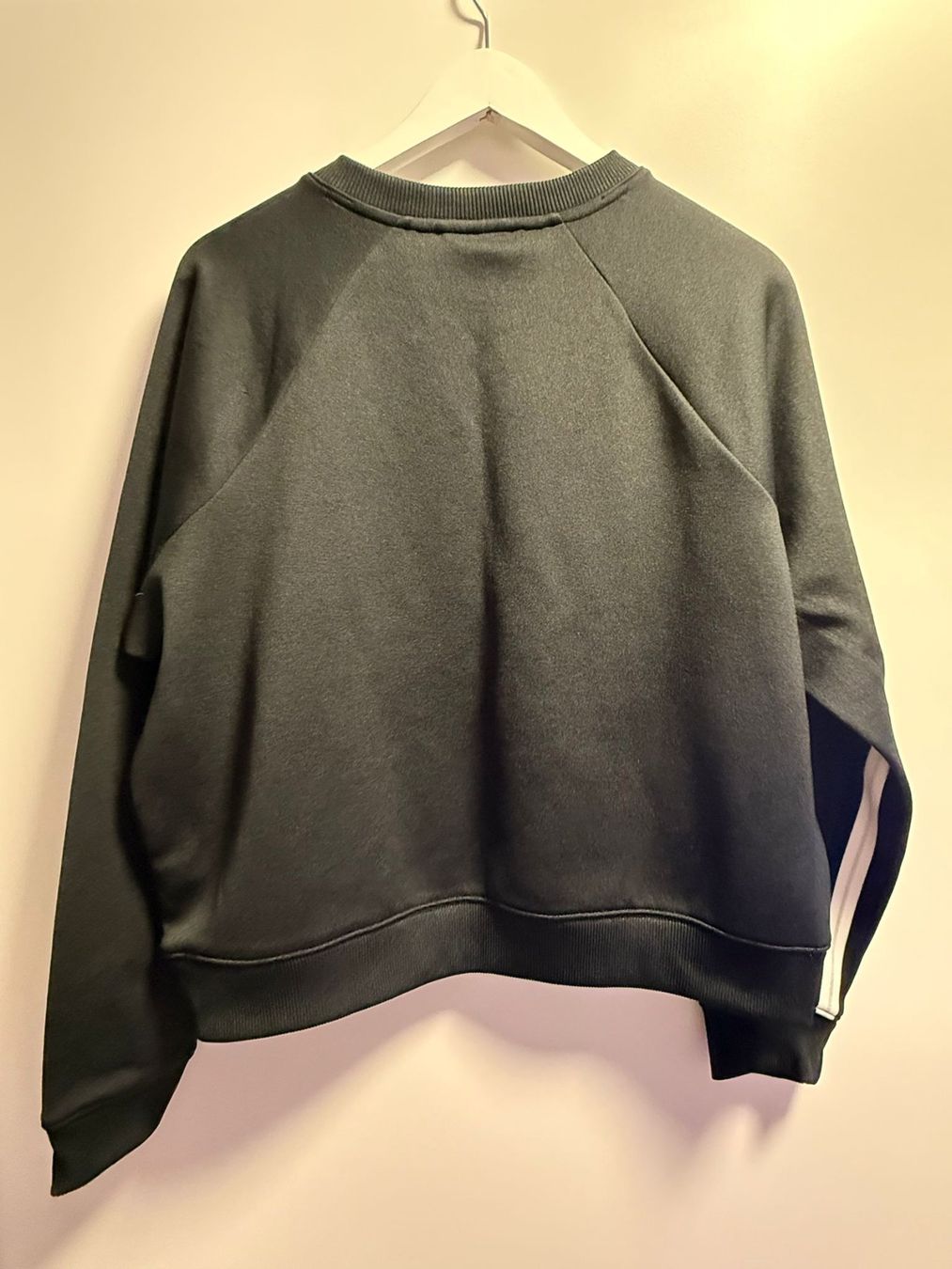 Nike Maglioni & Felpe: Nike Sweatshirt, Grösse L, Schwarz – Usato da Bachenbülach venduto da Shukkley 2