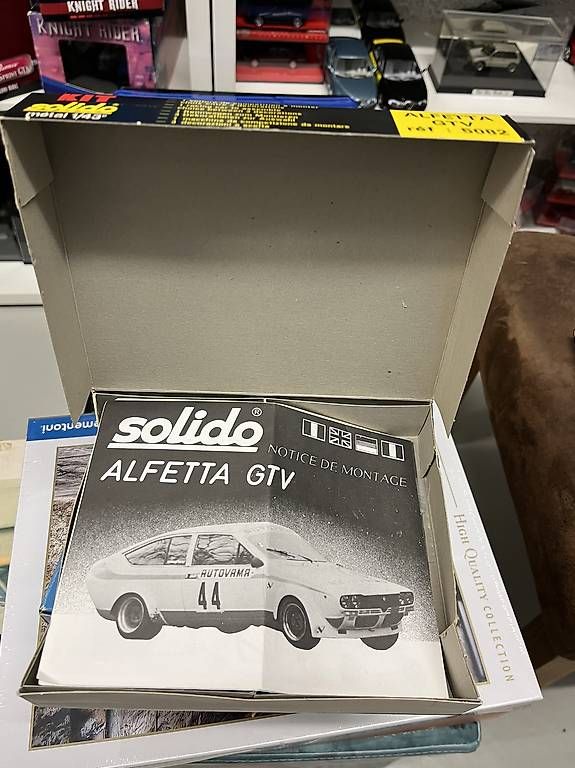 Solido Modellini d'auto: Alfetta GTV Solido KIT 1:43 – Nuovo e nell'imballaggio originale da Wattwil venduto da Gpunto 2