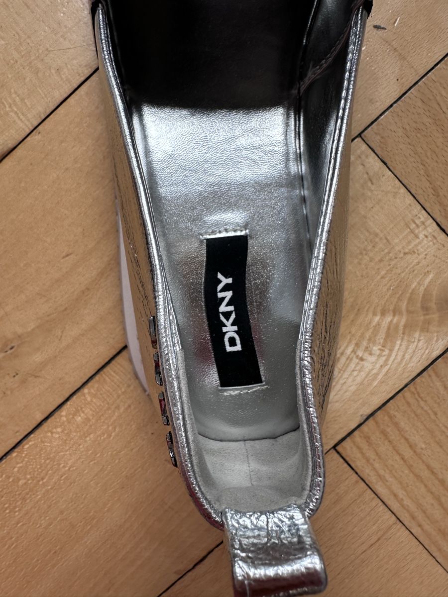 DKNY Scarpe da donna: DKNY Silver Espadrille Platform Sandals - EU size 40.5 – Nuovo (secondo la descrizione) da Zürich venduto da ben_sx7k 4