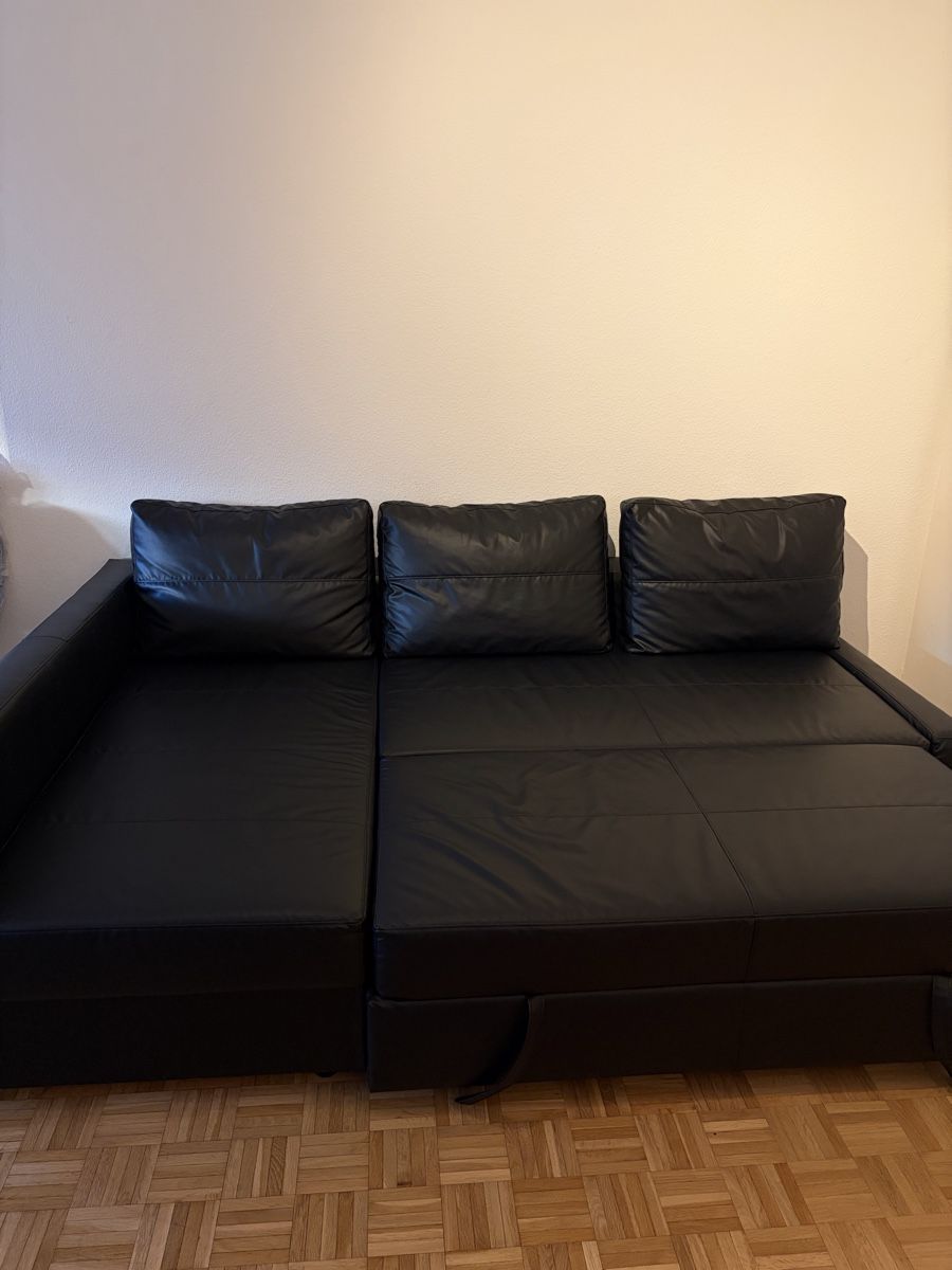 Sofas: Schwarz Bettsofa – Neuf (Voir description) à Basel par filipa_machado 2