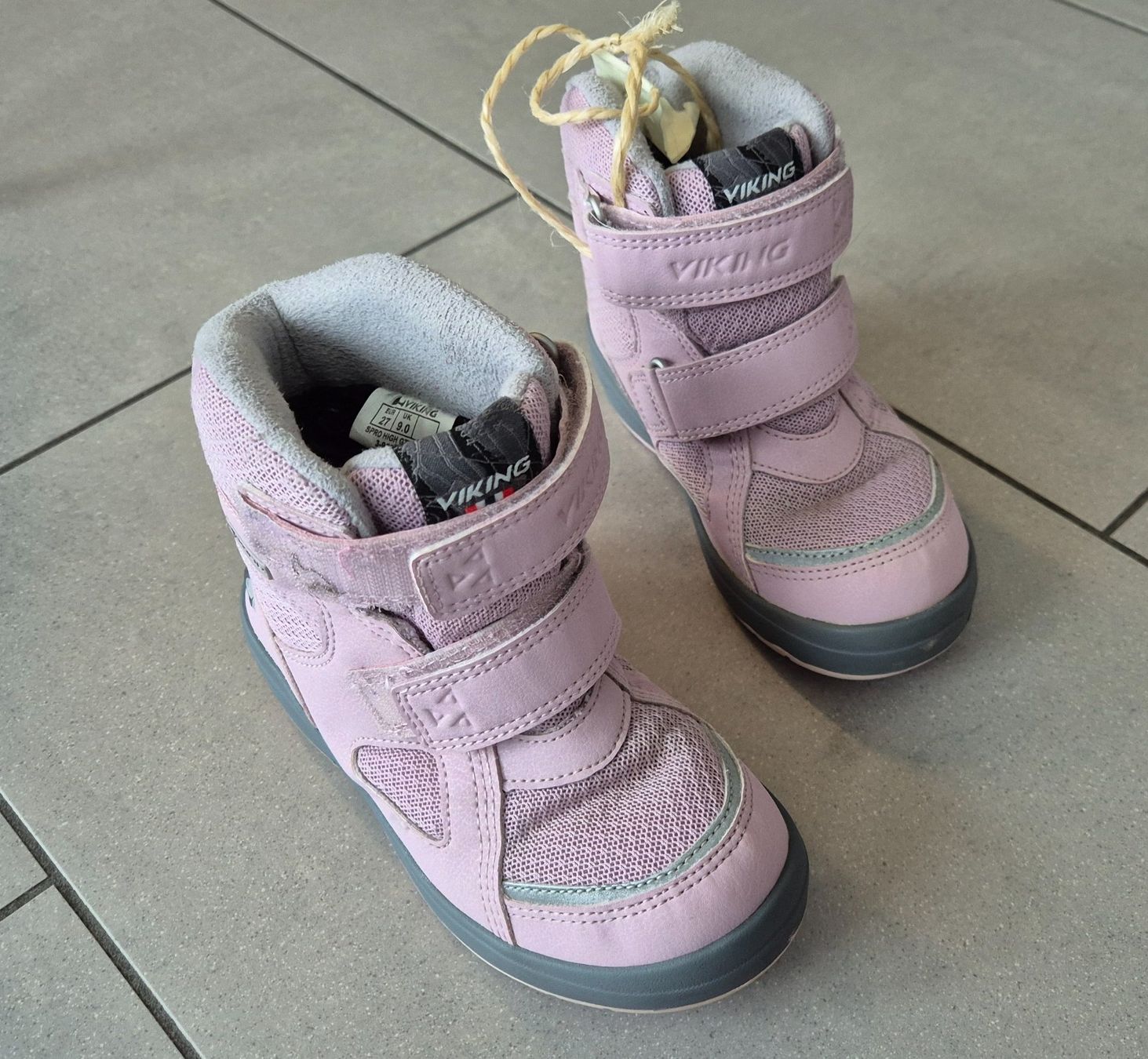 Viking Schuhe für Mädchen: Viking Stiefel rosa Grösse 27 – Gebraucht aus Würenlingen von mwimmer 1