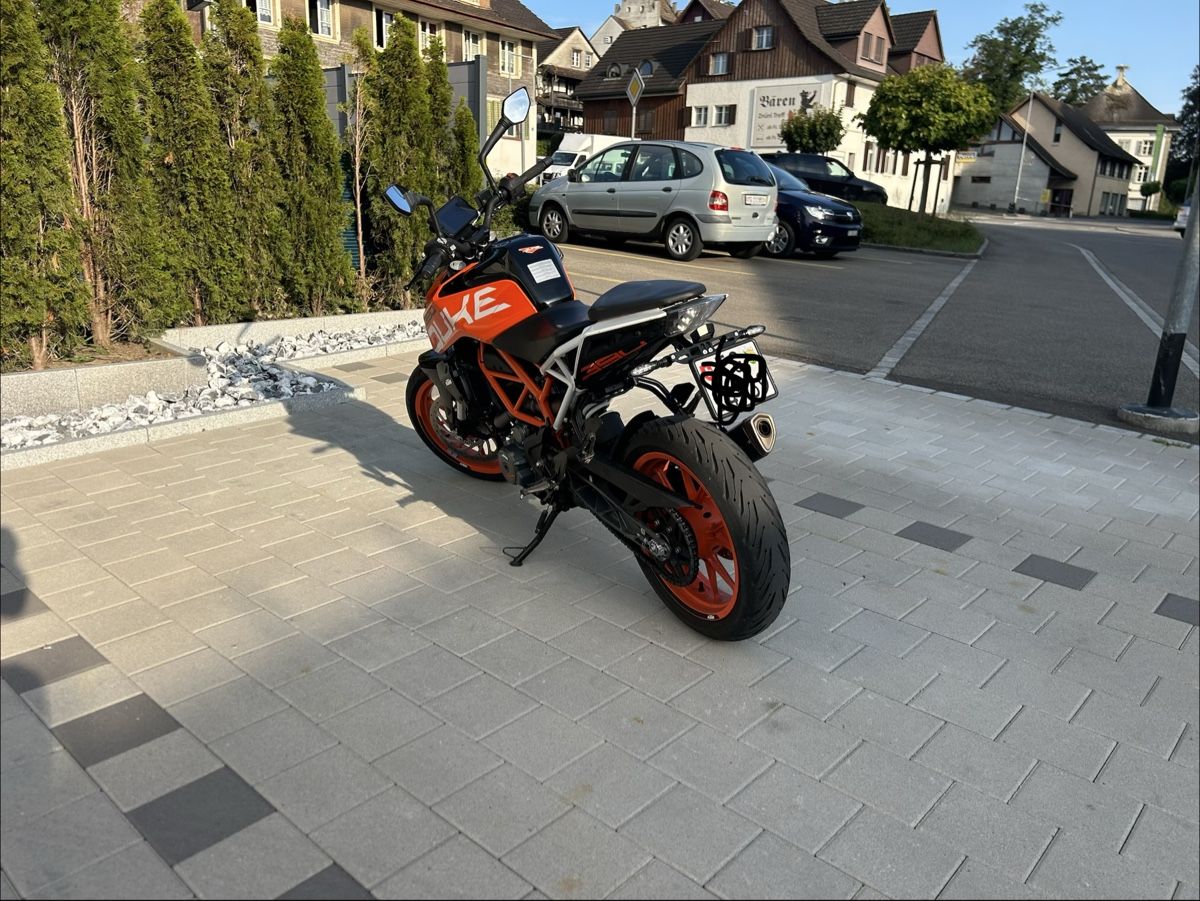 KTM Strasse: Ktm Duke 390 – Gebraucht aus Bürglen TG von baj_66r7 1