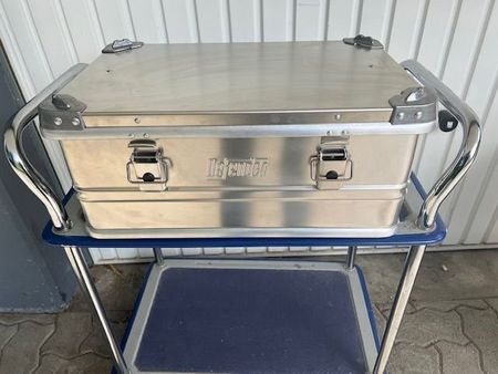 Alu-Aufbewahrungsbox mit Deckel 47 Liter