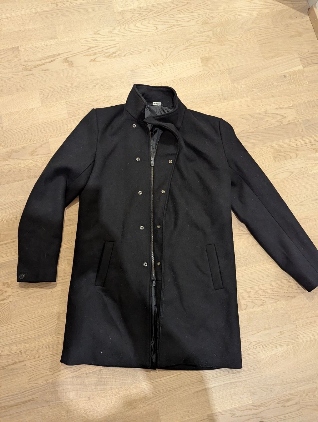 Mäntel: Wintermantel Only & Sons XL – Gebraucht aus Horw von mr_marsu