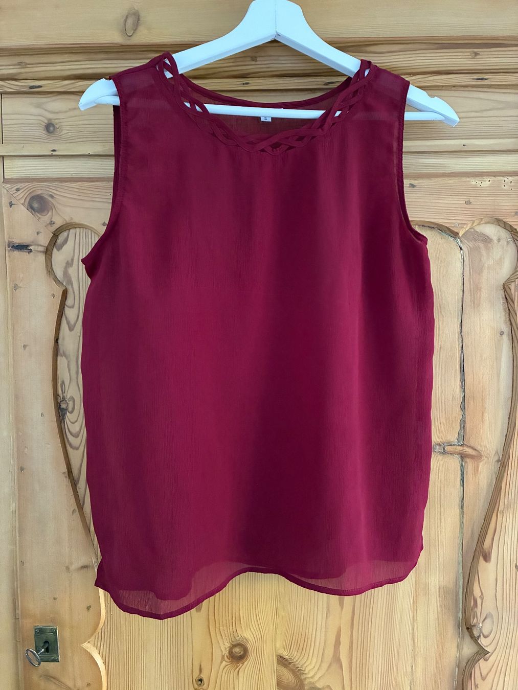 Top: Damen Top, 100% Seide, Weinrot Grösse S – Usato da Bättwil venduto da tre_tj9g