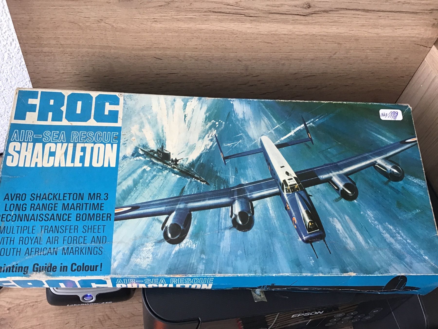 Modellbausätze & Standmodelle: FROG Shackleton 1:72 – Neu (gemäss Beschreibung) aus Männedorf von Modell-Spezialisten