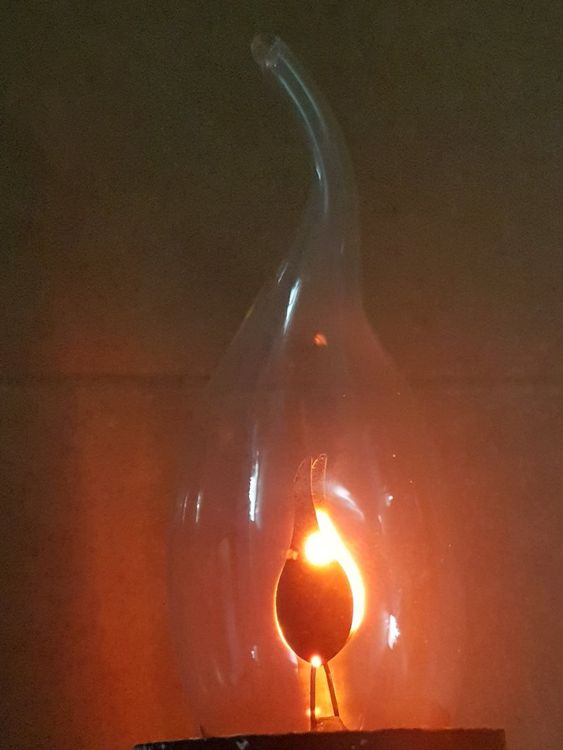 Glühbirne E27 FLACKER Feuer Flamme Kerze (Neu und originalverpackt) in ...