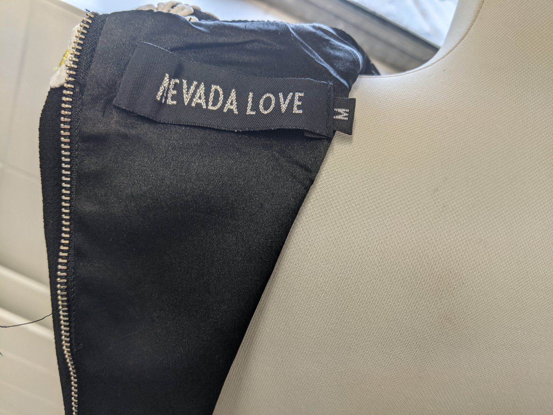 Kleider: Sommerkleid GR M – Neu (gemäss Beschreibung) aus Langnau am Albis von Judithsebi 5