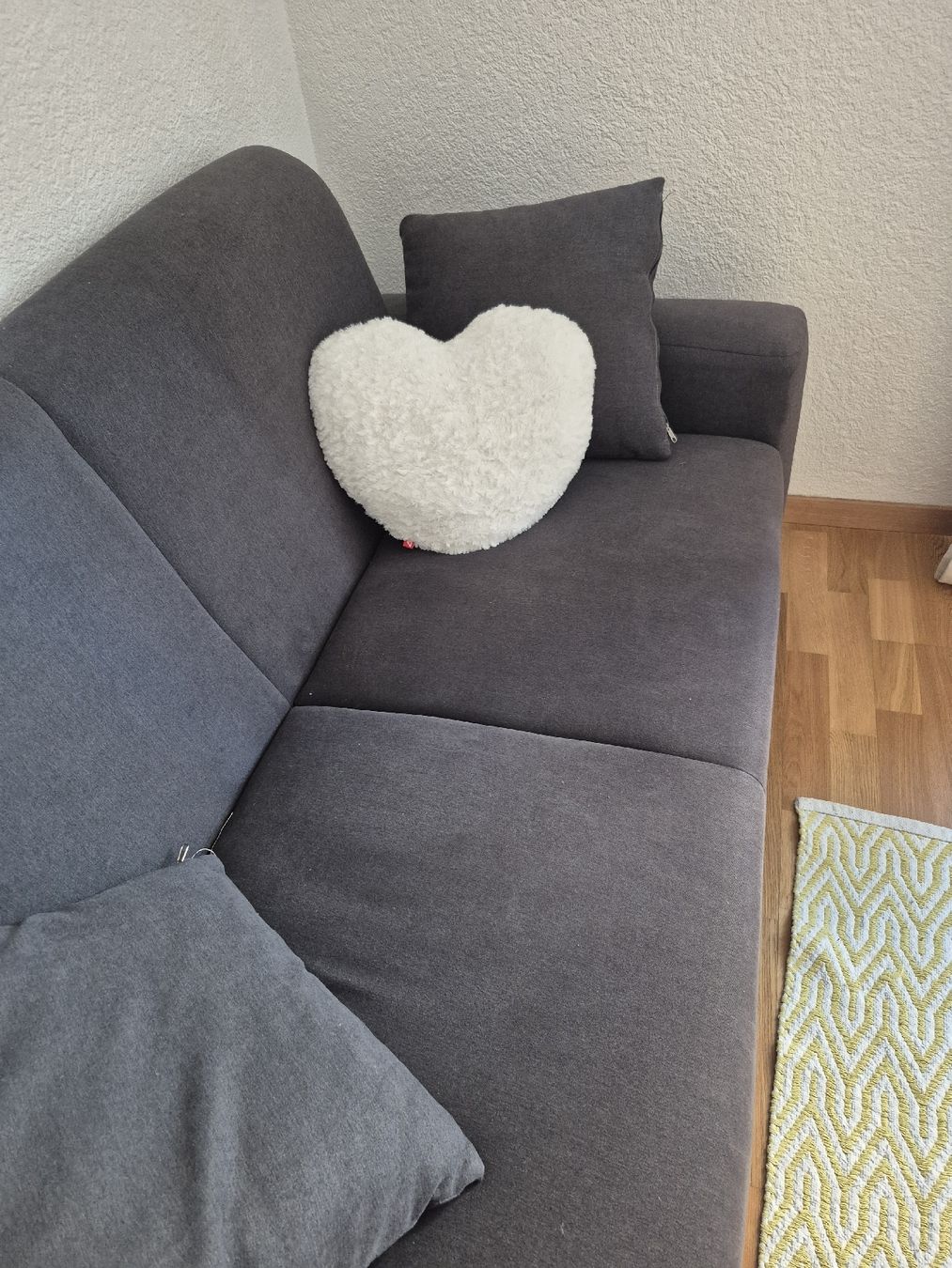Sofas: Canapé – D'occasion à Neuchâtel par flo_6whp 2