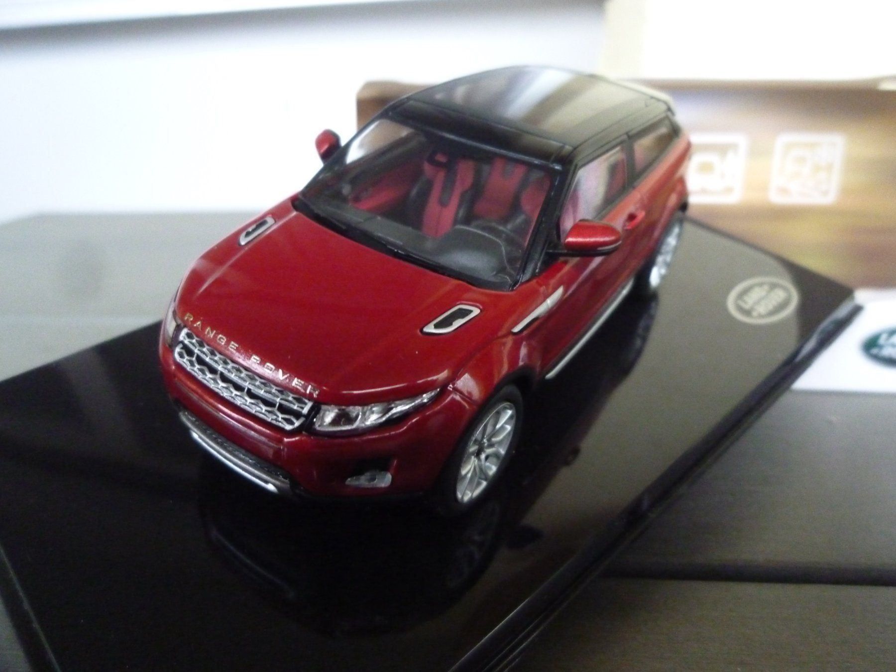 Land Rover Modellini d'auto: Range Rover Evoque – Nuovo e nell'imballaggio originale da Flawil venduto da Imperiosud 2