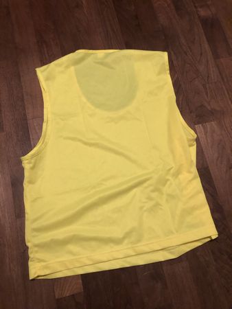 Gelbe Warnweste, Grösse Onesize - Top Zustand für Sport!