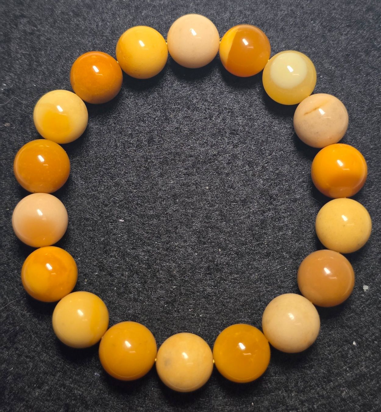 Minerali & Pietre curative: Burma Jade Armband A 11mm – Nuovo e nell'imballaggio originale da Matzingen venduto da Shay_Crystalz