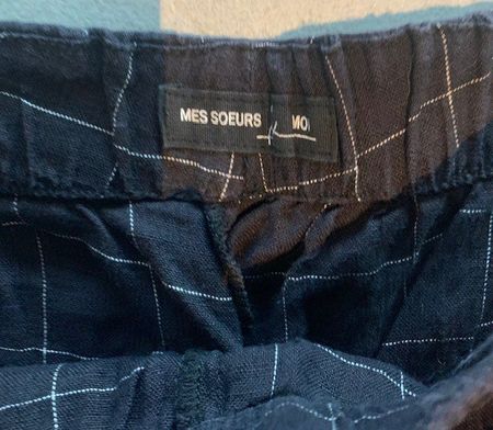 Pantalon large en 100% lin avec fins carreaux gris clairs