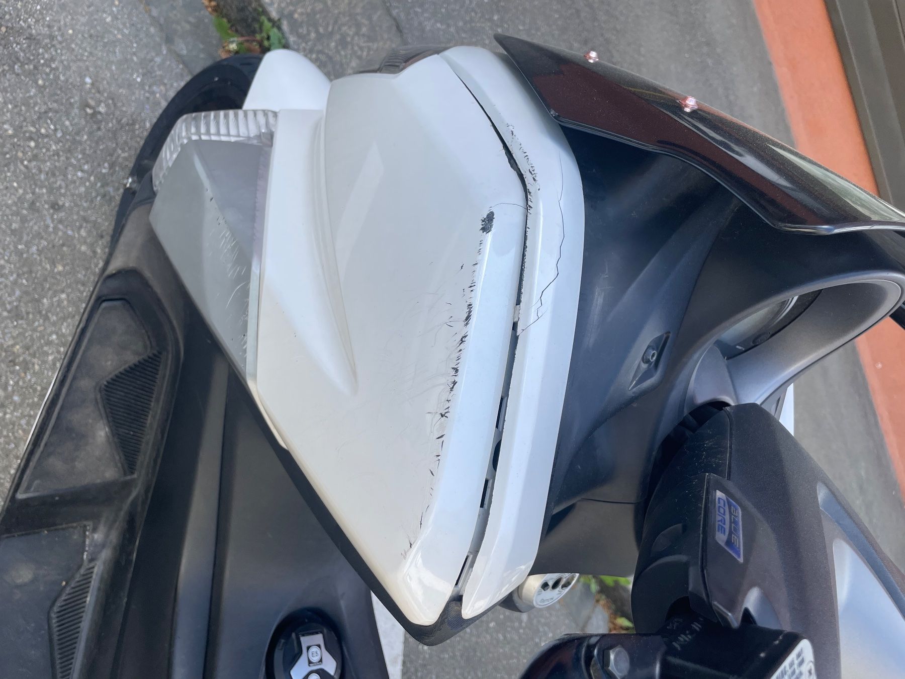 Yamaha Scooter: YAMAHA GPD125 N-Max – Usato da Zürich venduto da art_8c6w 5