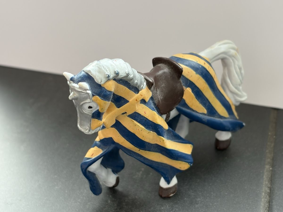Schleich Spielzeuge: Vier Schleichpferde  – Gebraucht aus Luzern von kasophie