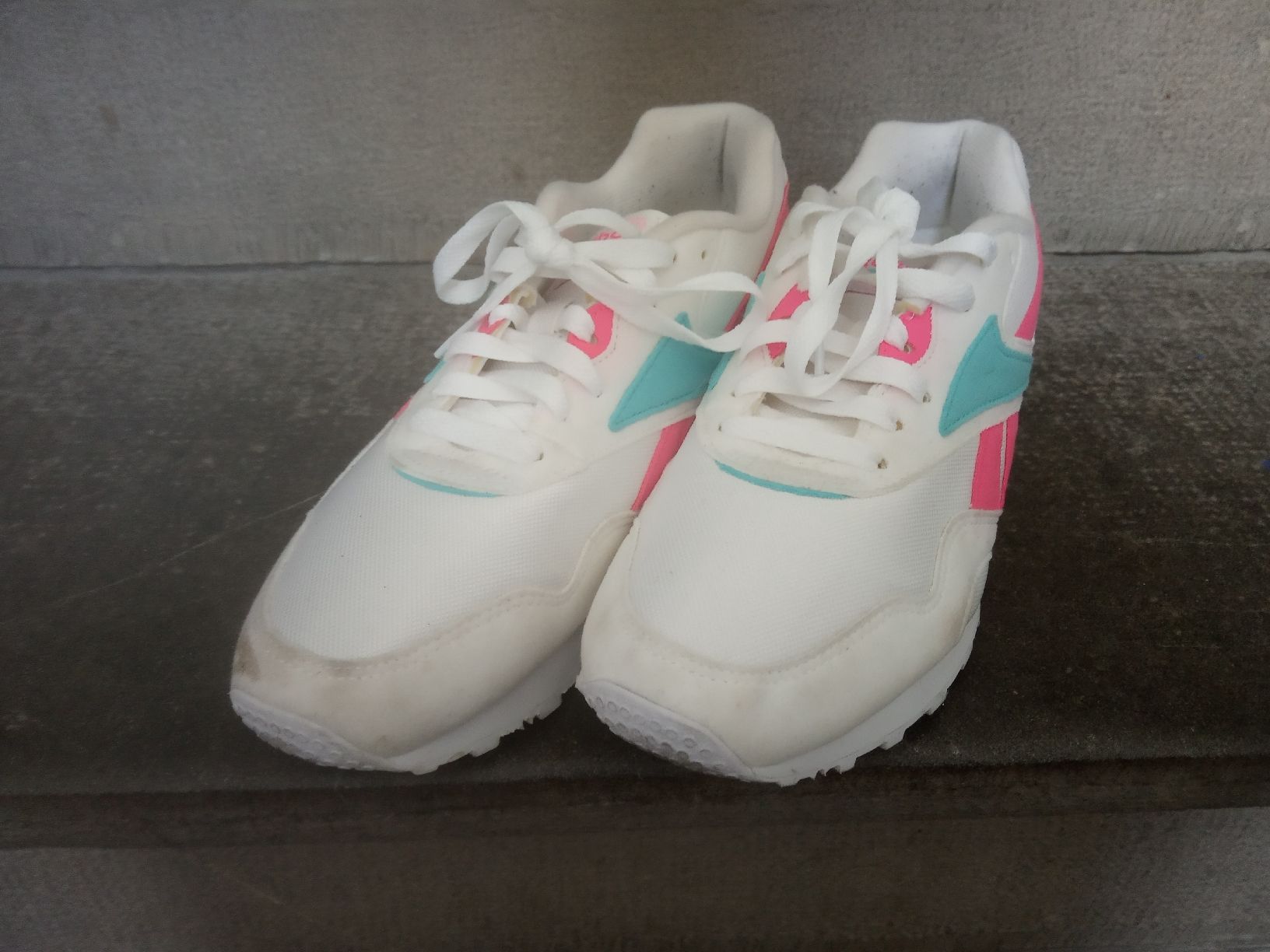 Reebok Scarpe da uomo: Reebok Classic – Usato da Rivaz venduto da AntoineGD 1