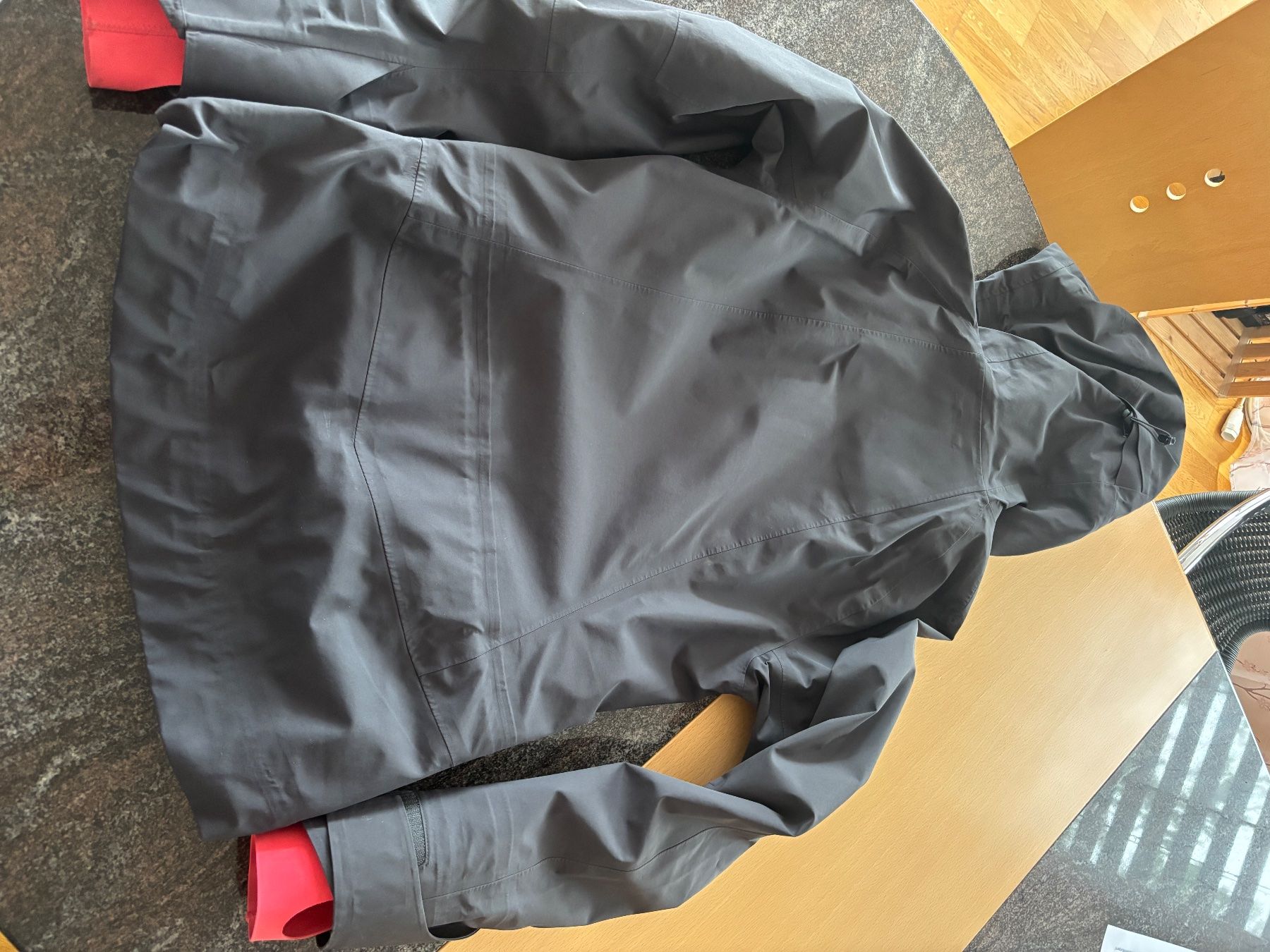 Decathlon Jacken: Decathlon Hardshelljacke Gr.XS – Neu (gemäss Beschreibung) aus Hasliberg-Hohfluh von hasliberg79 3