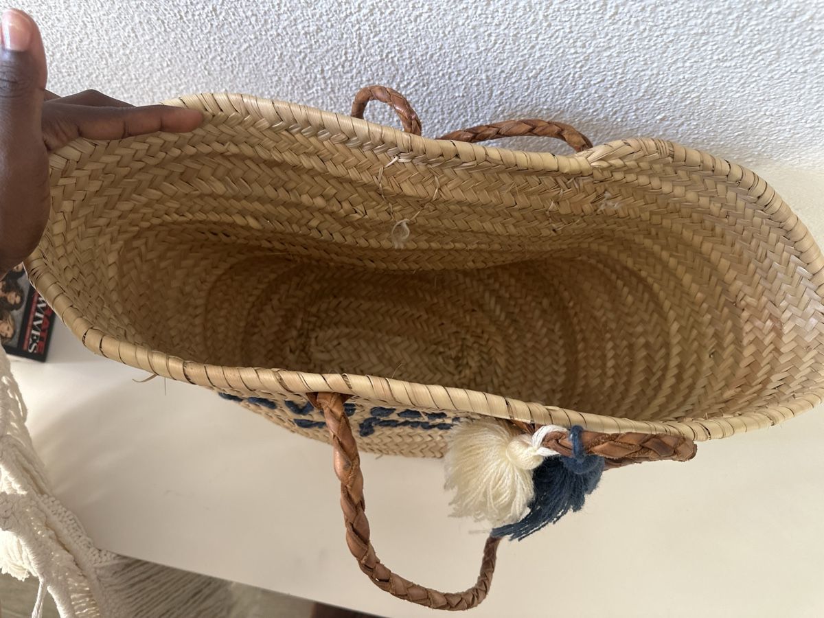 Borse da donna: Strohkorb mit Aufschrift, gebraucht. – Usato da Zug venduto da ram_n27t 2