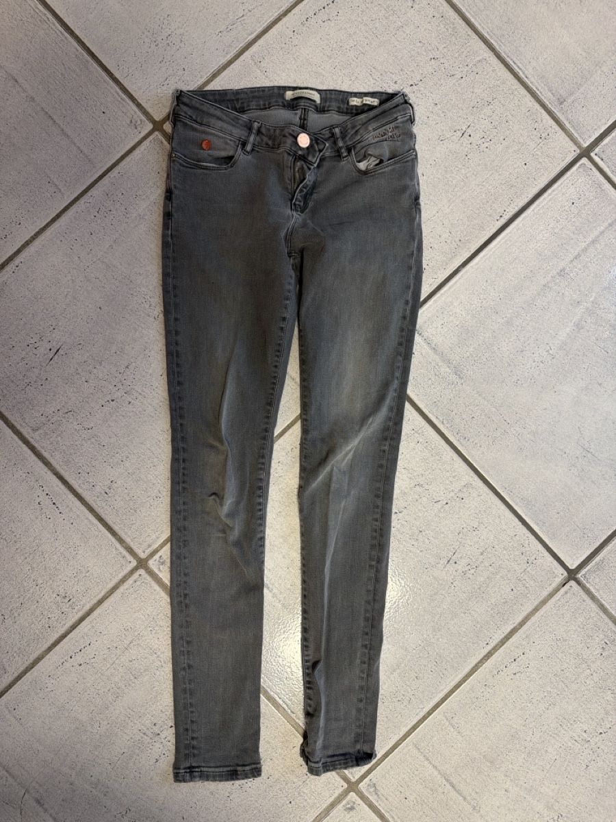 Pantalons: Jeans Gr 164/ W27 / 34 / 14 – D'occasion à Langenthal par littlegirls 3