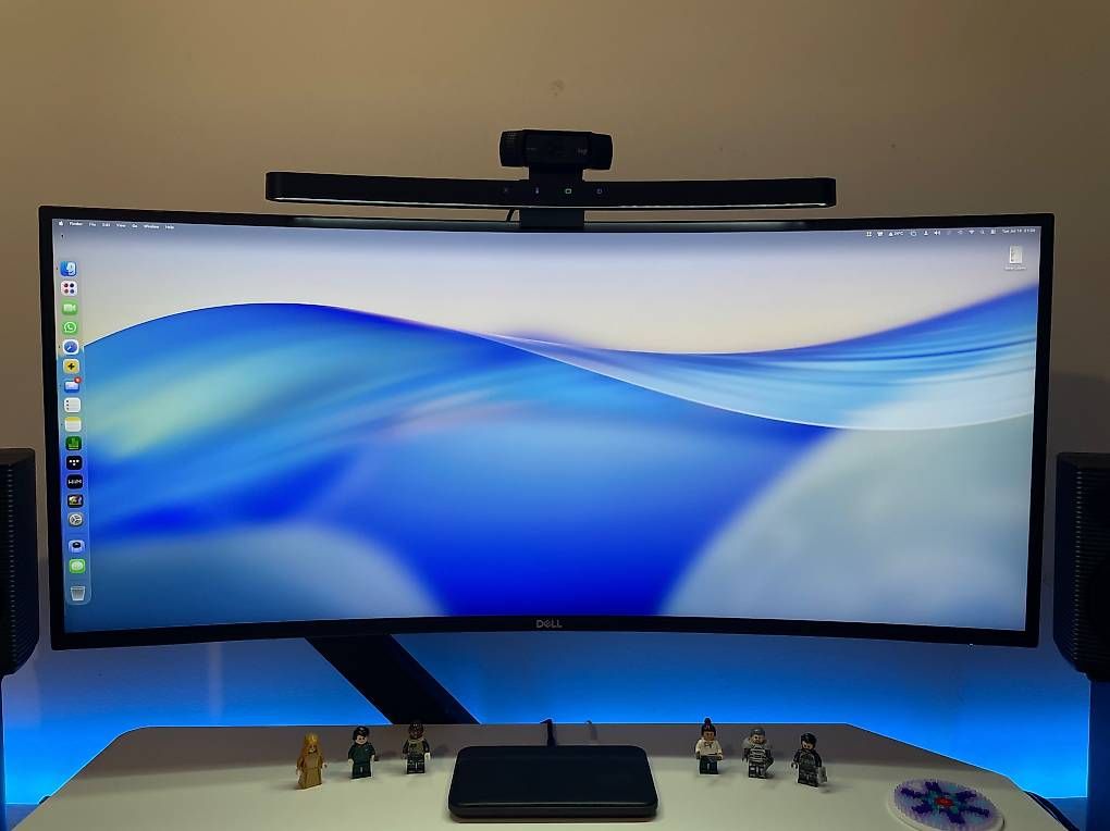 Ecrans: Dell UltraSharp U3425WE – D'occasion à Luzern par ethnicolor 1